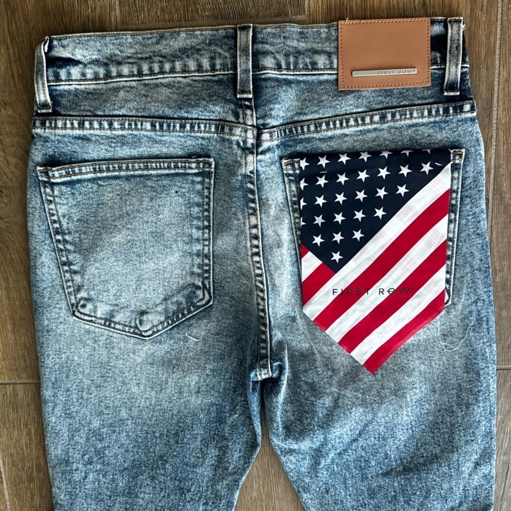 First Row Slim Straight Blue Distressed Jeans 30x32 Made in USA Flag Pocket - Picture 5 of 7